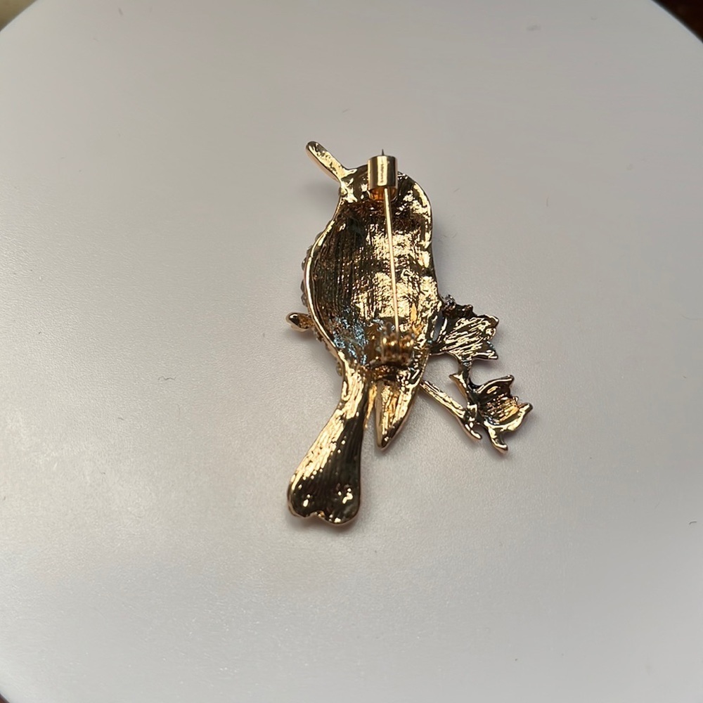 Hummingbird Brooch - Picture 4 of 4